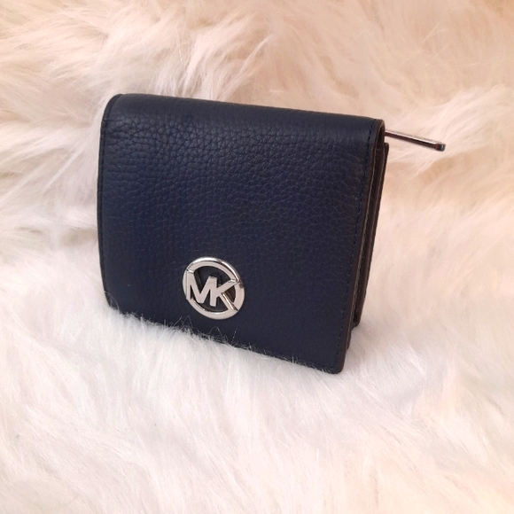 Michael Kors Handbags - Michael kors bi fold wallet